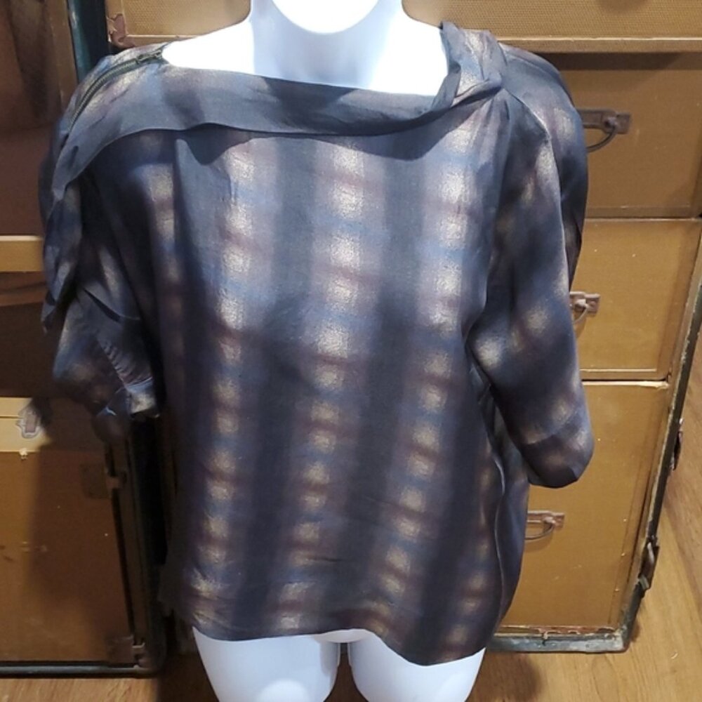 RUTZOU blouse.      #3576